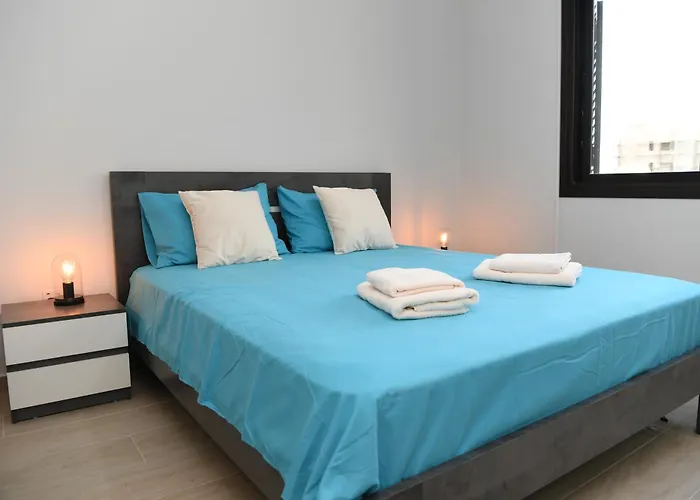 Lejlighed Alexis - Newly Renovated 2-bedroom With Swimming Pool Paphos