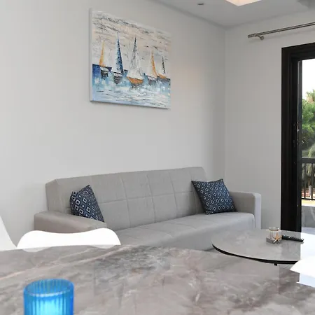 Apartman Alexis - Newly Renovated 2-bedroom With Swimming Pool Paphos